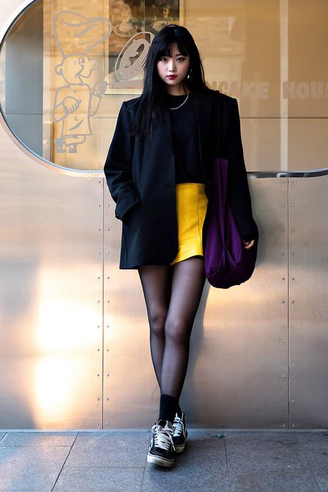 Ao khoac don vai len ngoi tuan qua tai street style Han anh 4