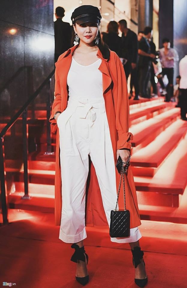 Mau giay nao dang khien Toc Tien,  Thanh Hang me met anh 1