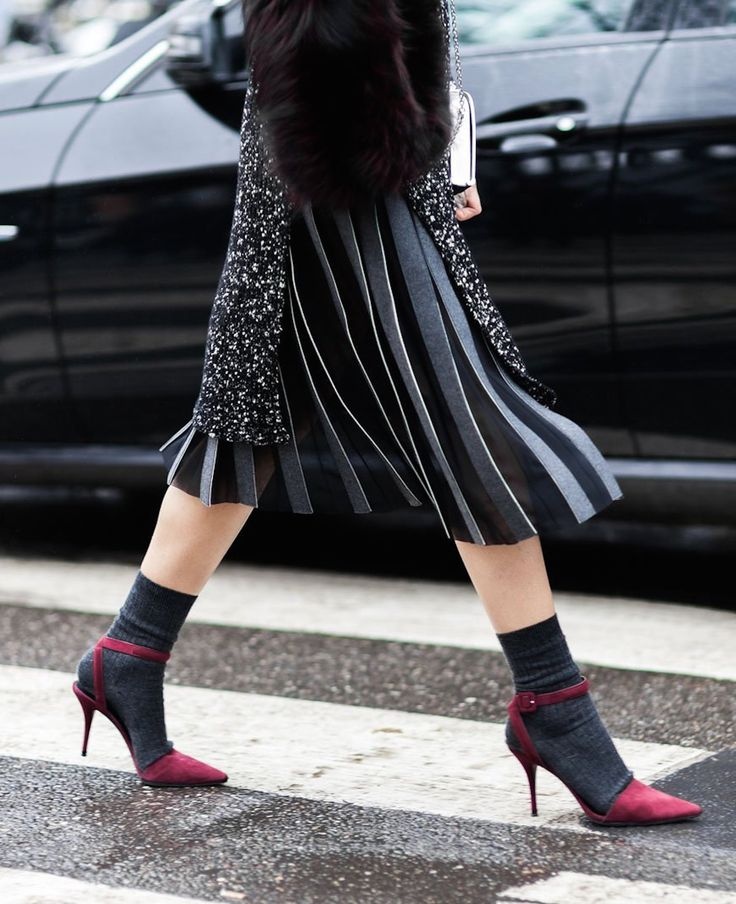 Tat chan cung giay cao got xu huong thoi trang noi bat trong mua nay anh 7