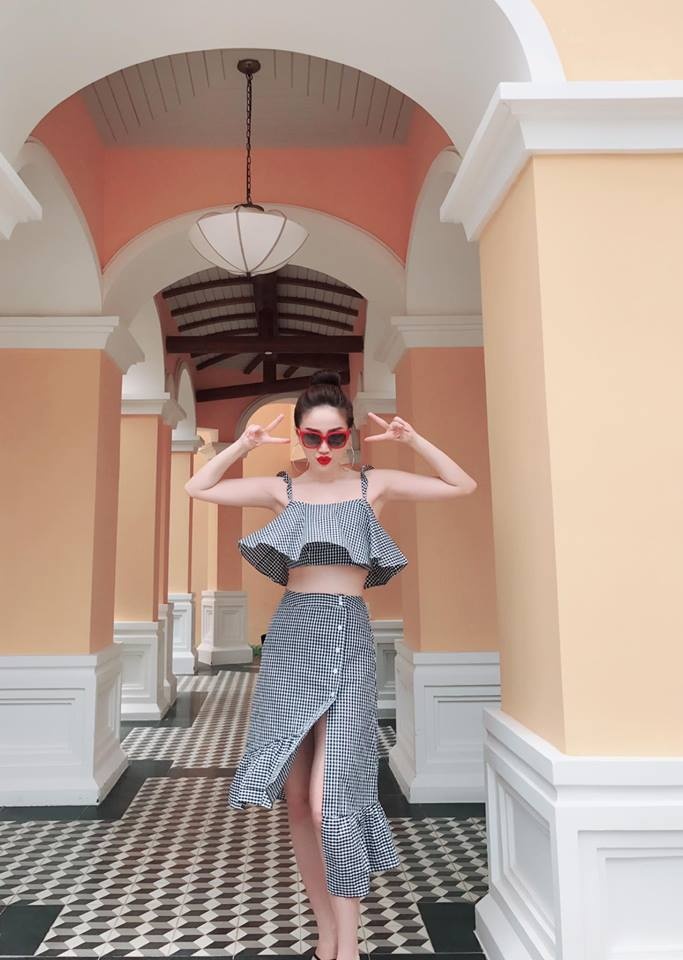 Bao Thy truong thanh voi phong cach thoi trang goi cam anh 11