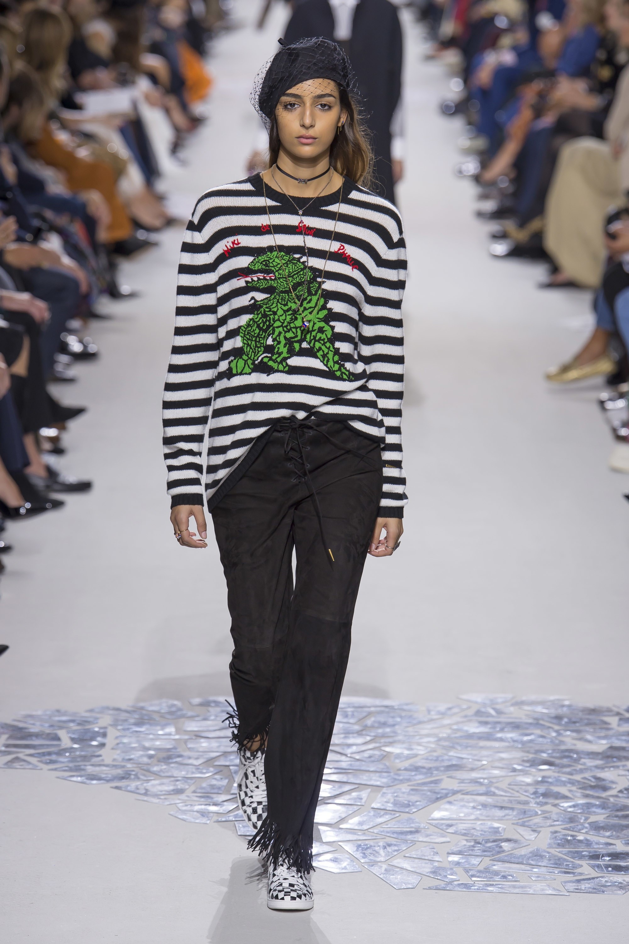 Dior ra mat BST xuan he 2018 anh 9