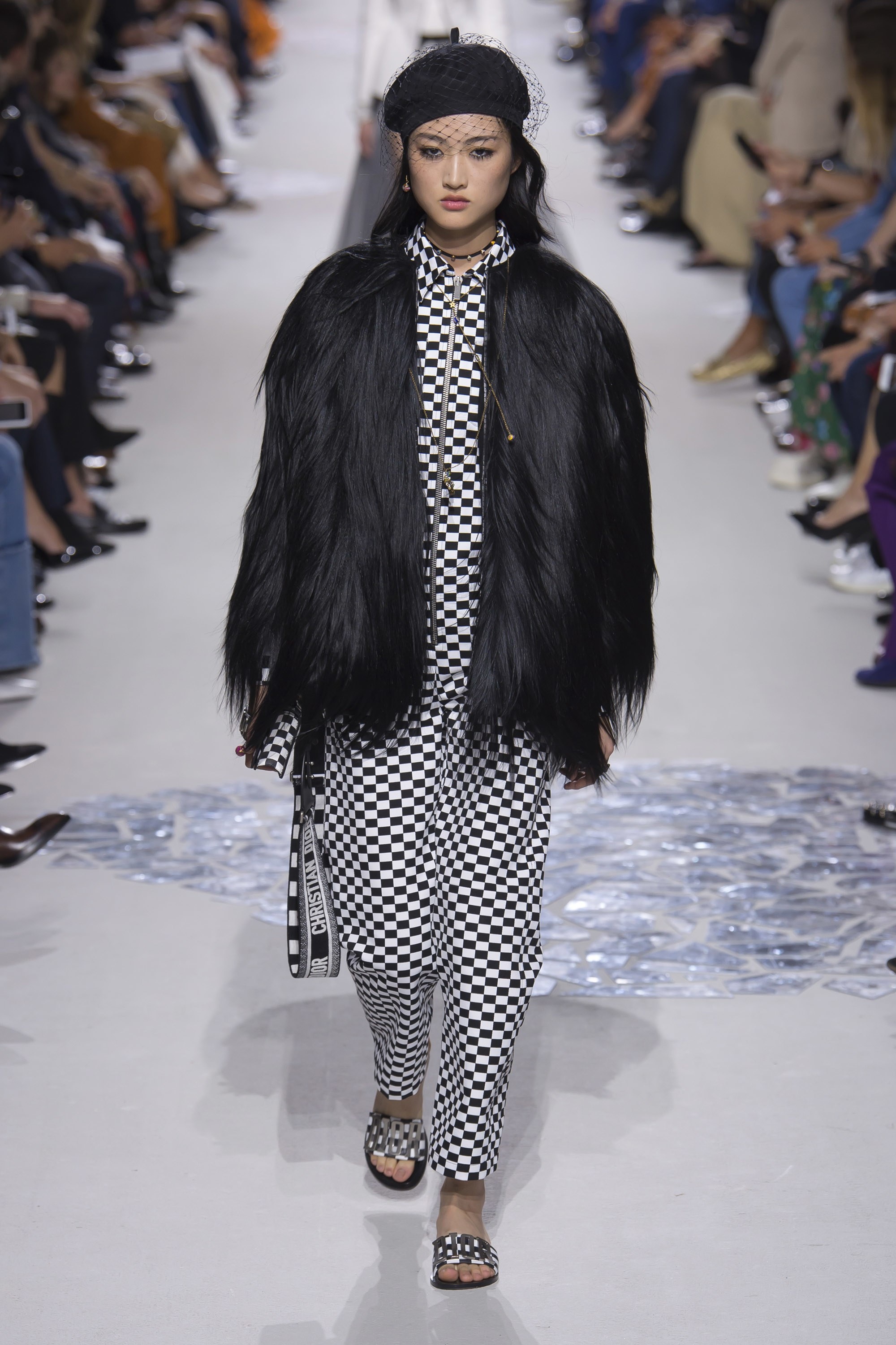 Dior ra mat BST xuan he 2018 anh 10