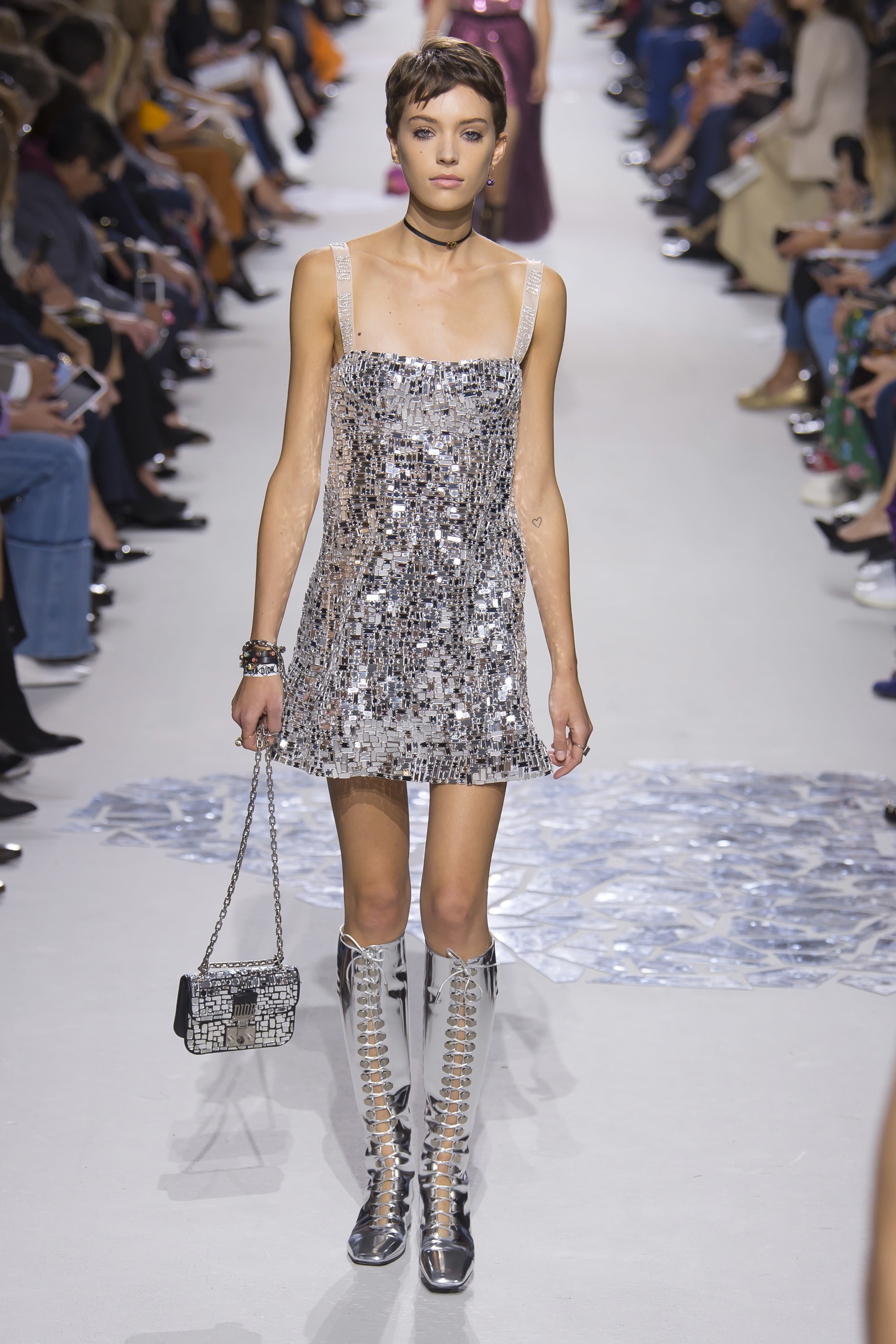 Dior ra mat BST xuan he 2018 anh 18