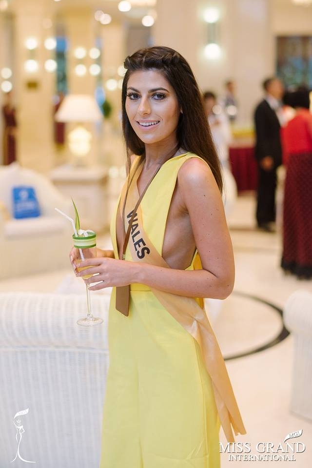 Thí sinh Hoa hậu Hoà bình vừa đến Phú Quốc ảnh 9 Thi sinh Hoa hau Hoa binh vua den Phu Quoc anh 9