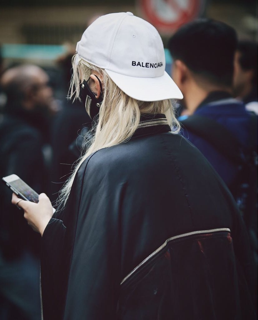 mau non luoi trai logo anh 9