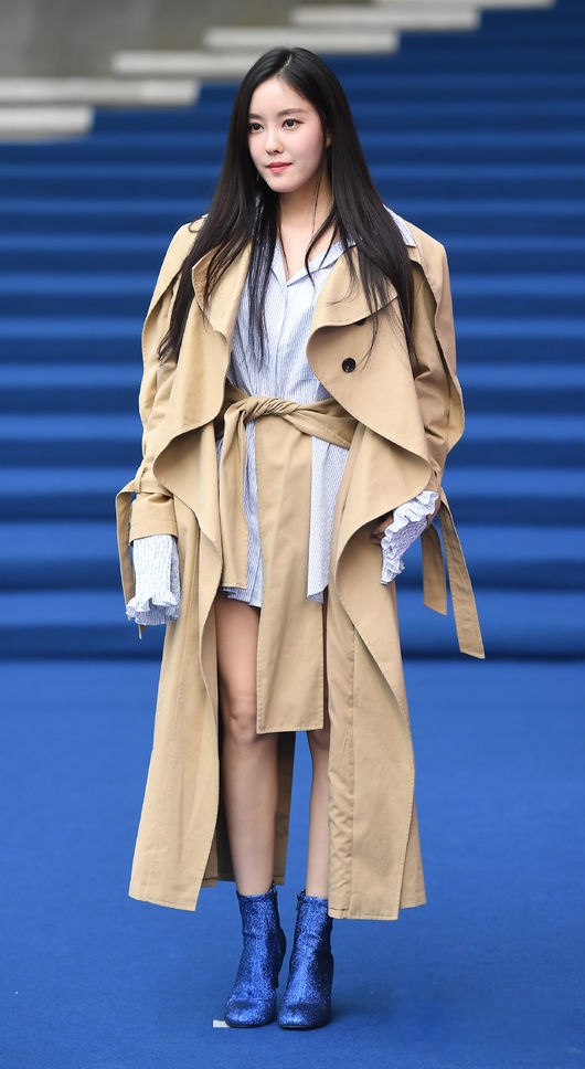 Dan sao Han an tuong tai Seoul Fashion Week anh 7