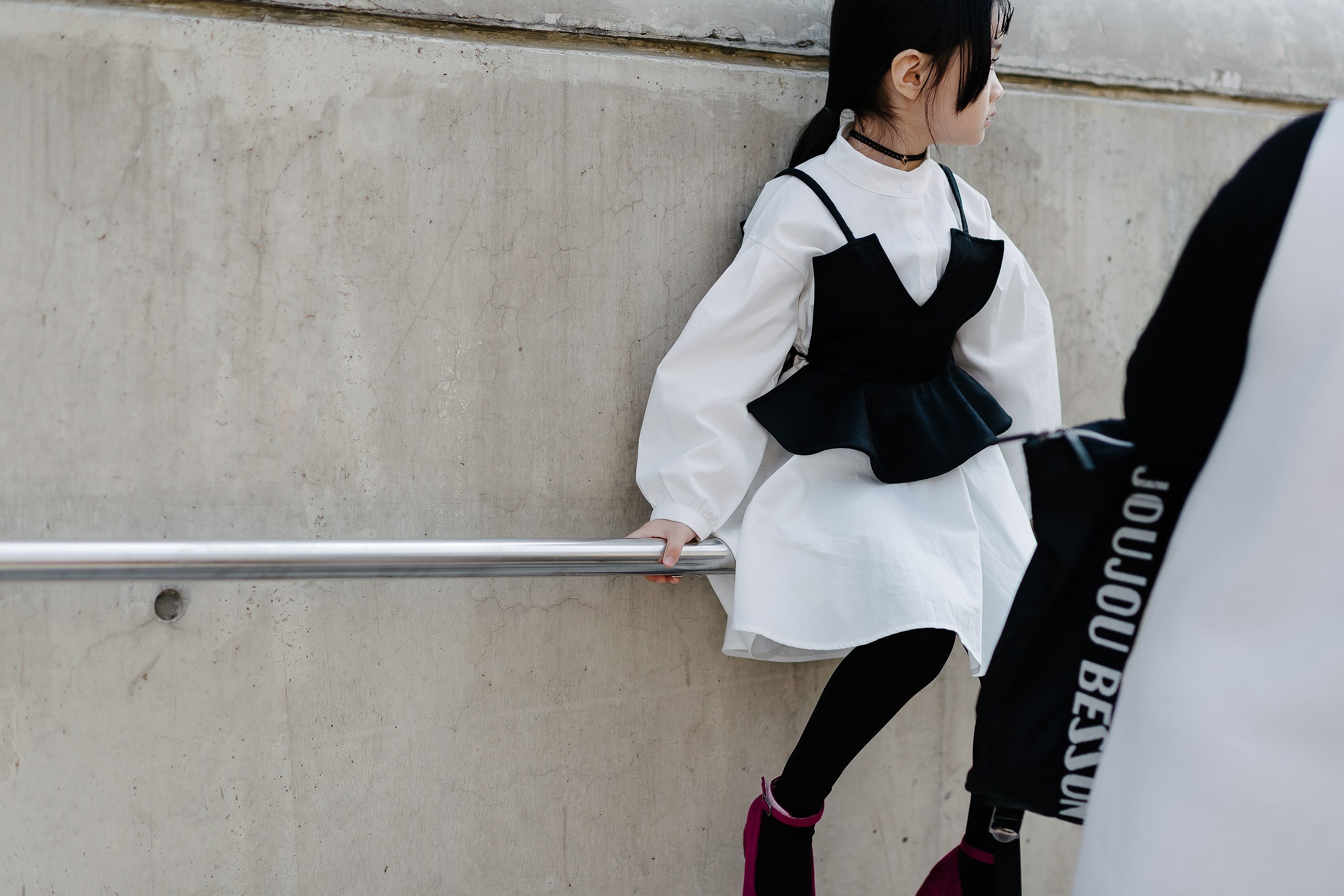 Tín đồ thời trang nhí tại Seoul Fashion Week ảnh 4 Tin do thoi trang nhi tai Seoul Fashion Week anh 4