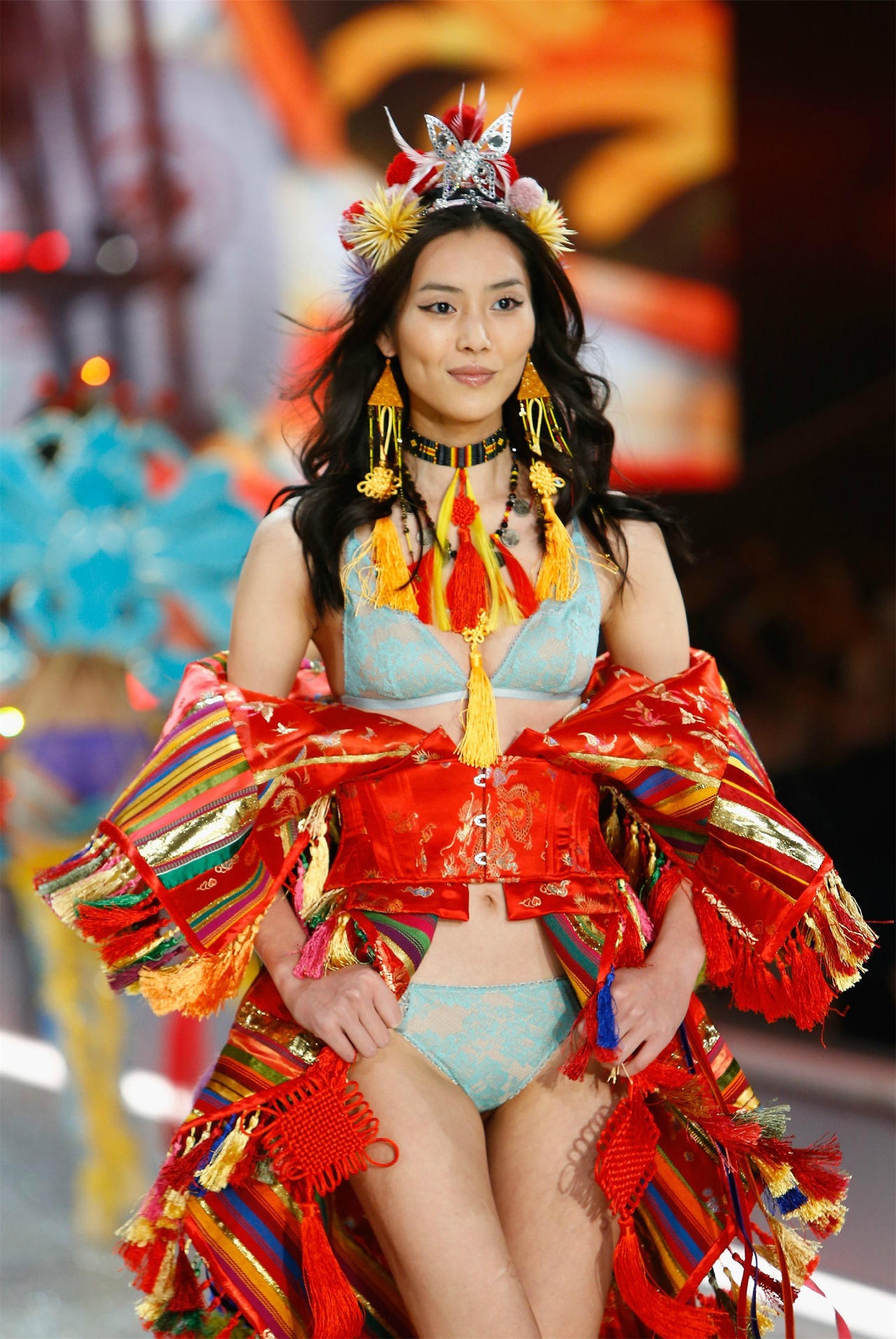 trang diem nhu dan thien than Victoria's Secret anh 10