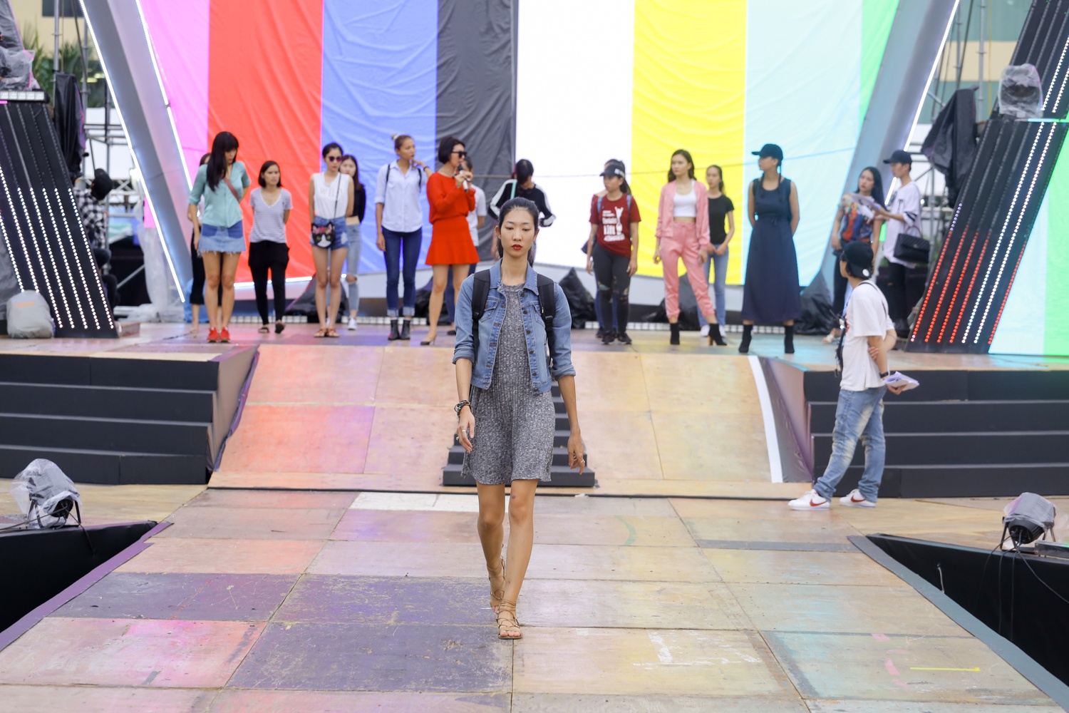 Lan Khue Hoang Thuy anh 8