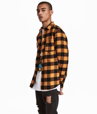 Nhung san pham nao duoc gioi tre san don trong ngay khai truong H&M anh 10