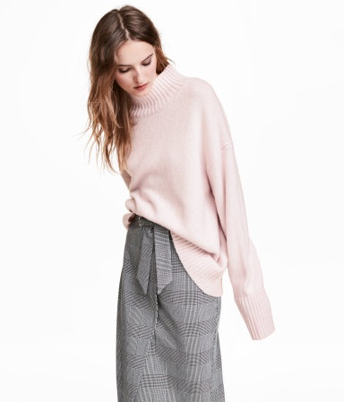 Nhung san pham nao duoc gioi tre san don trong ngay khai truong H&M anh 8