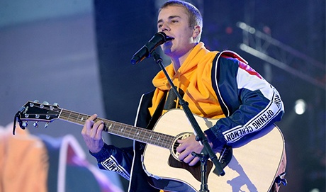 H&M bi kien vi bo suu tap ket hop cung Justin Bieber hinh anh