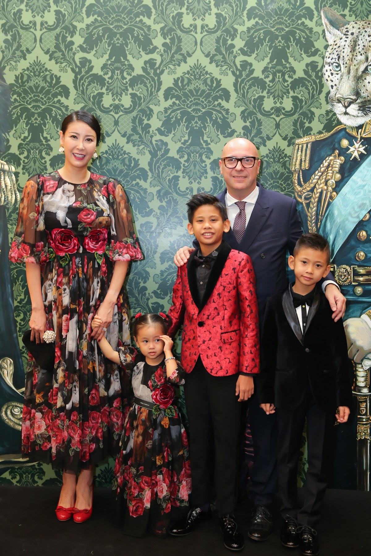 Angela Phuong Trinh hoa quy co co dien anh 11