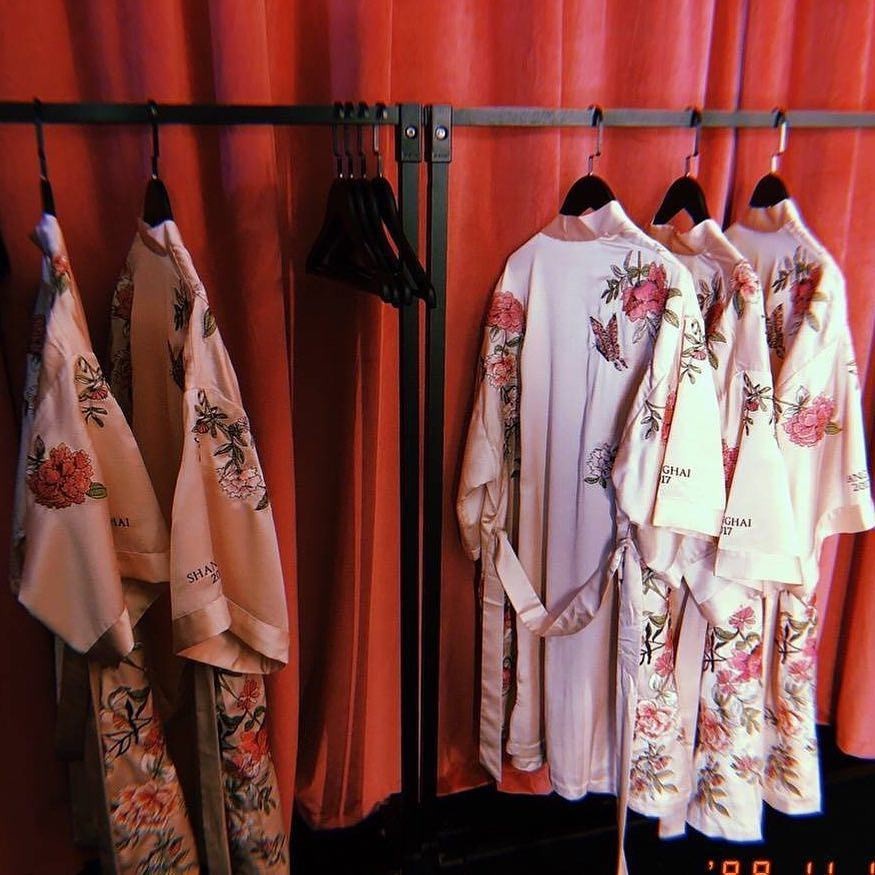 He lo hinh anh hau truong chuan bi cho show dien anh 9