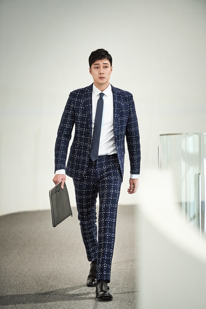 Gout thoi trang cua nam dien vien So Ji Sub anh 9