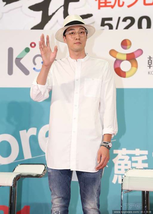 Gout thoi trang cua nam dien vien So Ji Sub anh 4