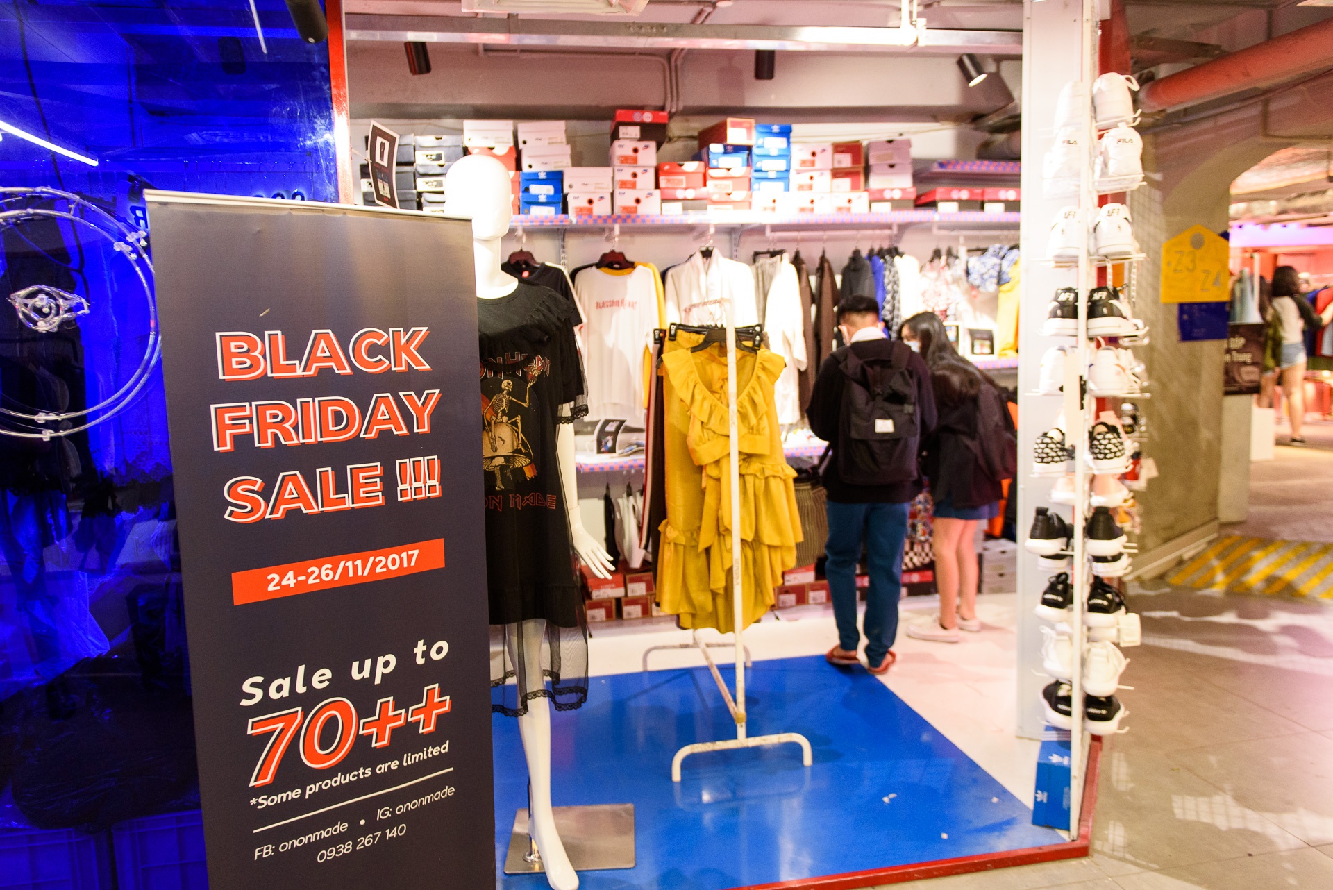 Nhon nhip ngay Black Friday anh 11