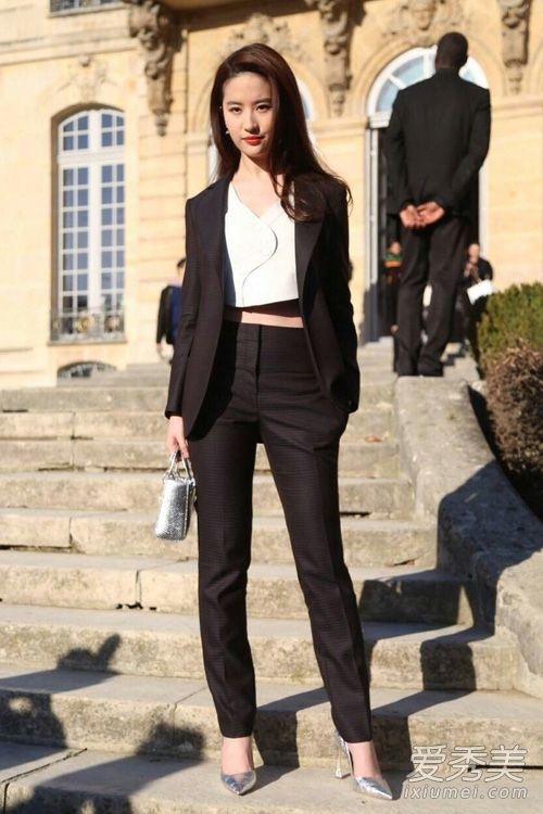 Phong cach thoi trang nu tinh cua Luu Diec Phi anh 9