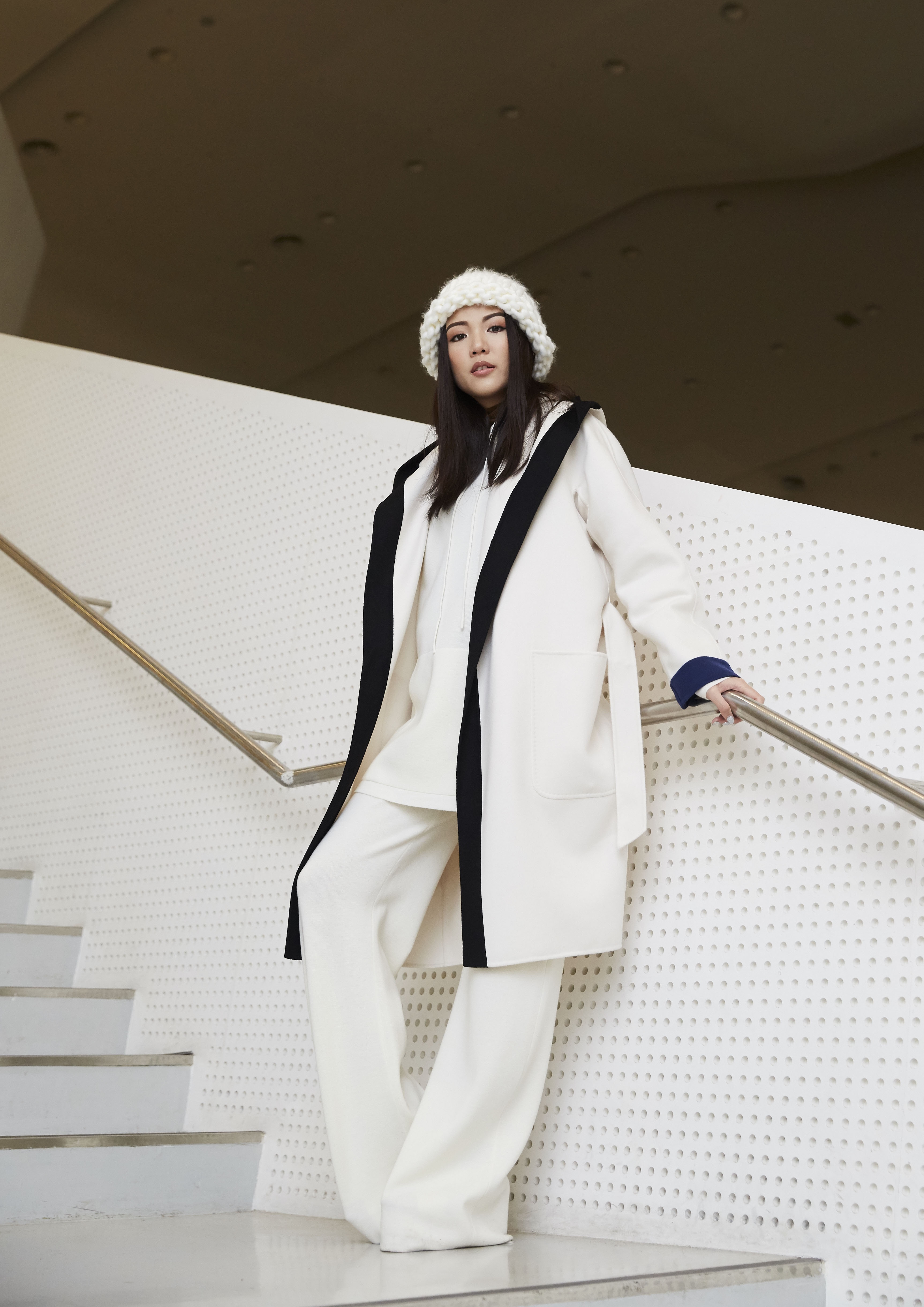 Yoona tham dự buổi triển lãm Max Mara tại Hàn Quốc ảnh 6 Yoona tham du buoi trien lam Max Mara tai Han Quoc anh 6