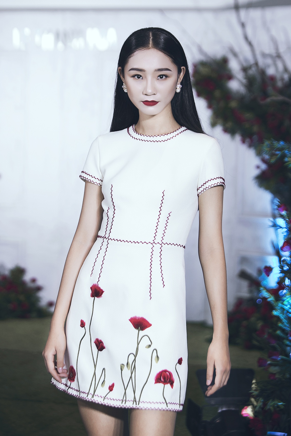 Dan Hoa hau dong loat xuat hien trong buoi tiec thoi trang anh 13