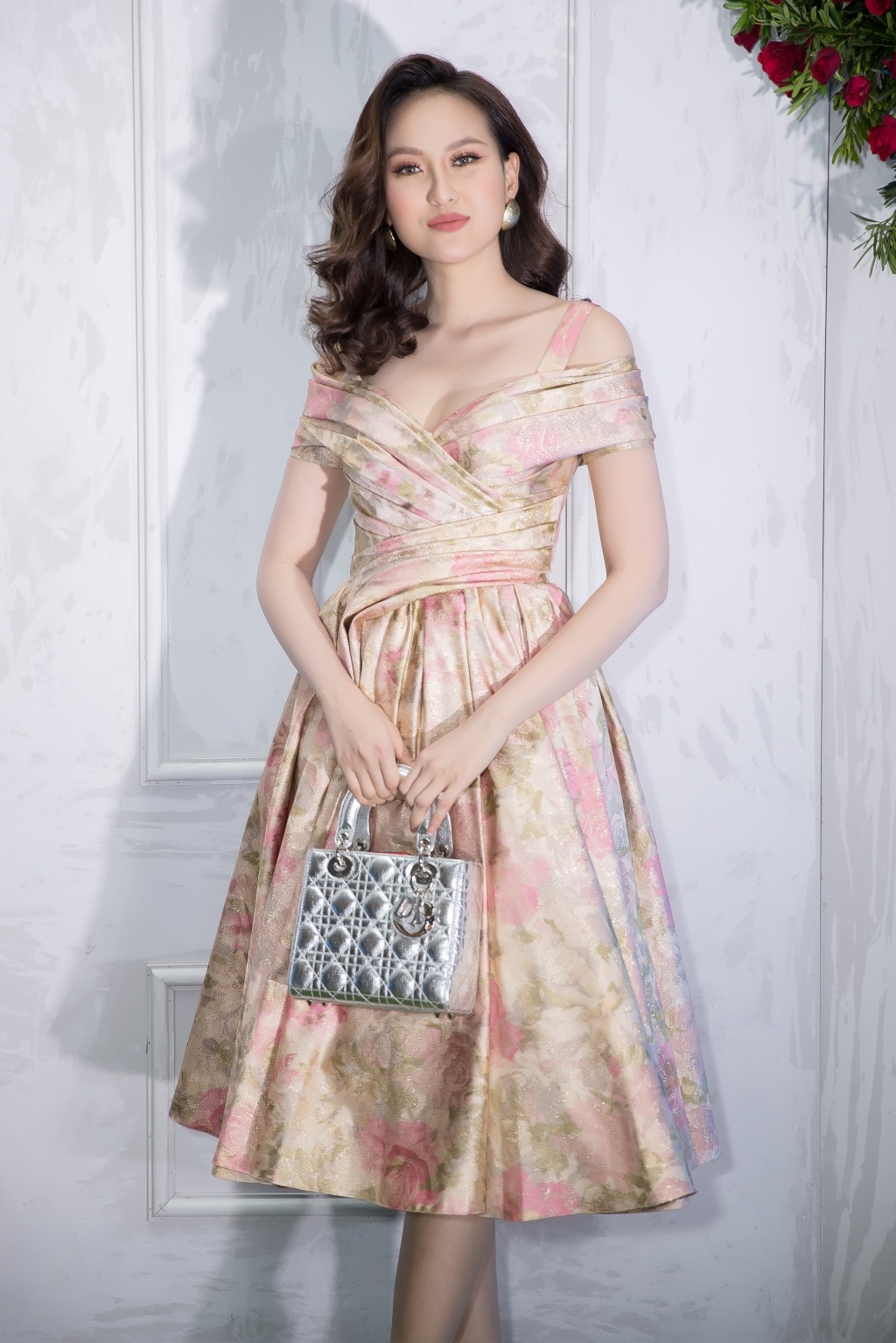 Dan Hoa hau dong loat xuat hien trong buoi tiec thoi trang anh 6