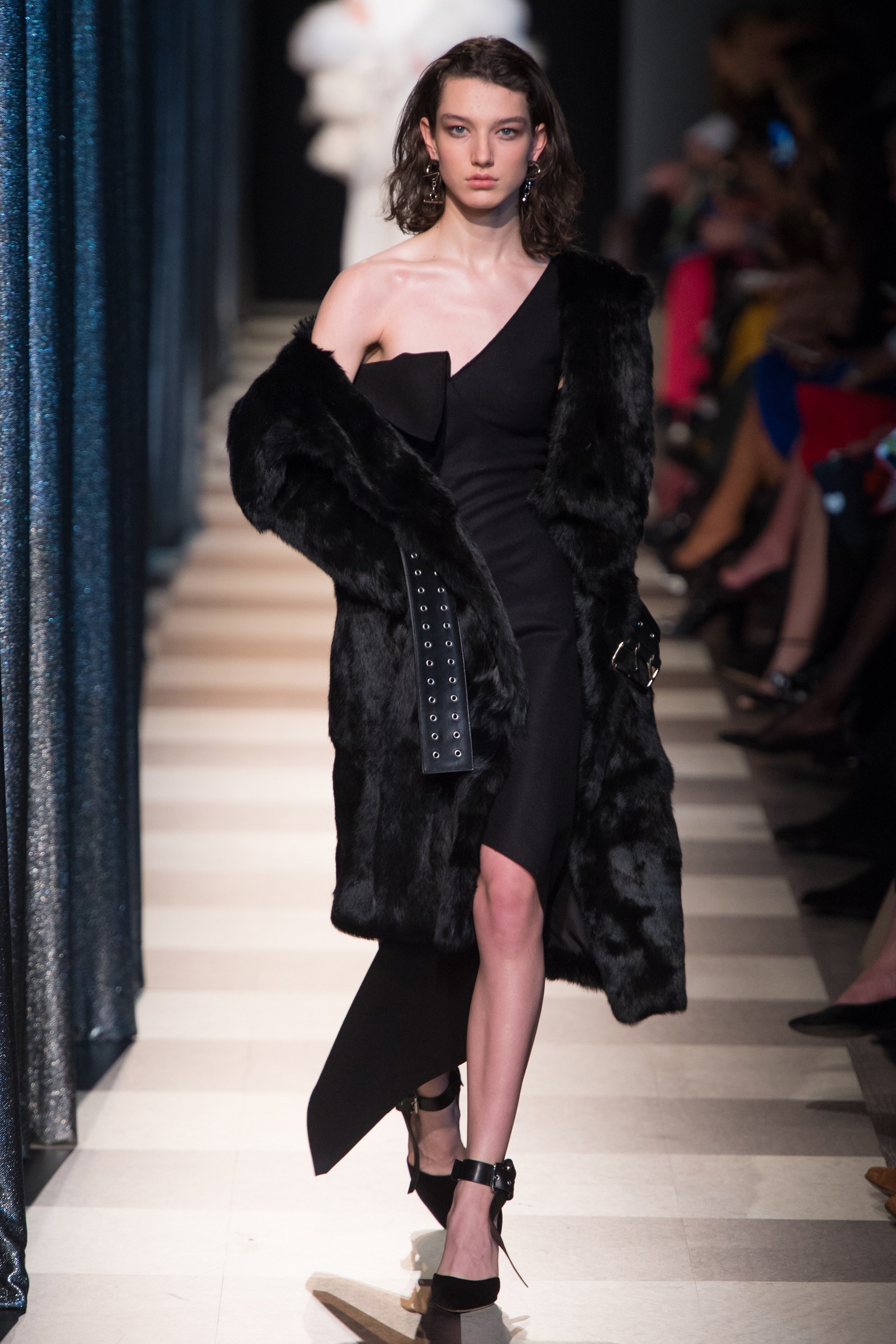 Nhung nguoi mau an tuong nhat trong nam 2017 anh 8