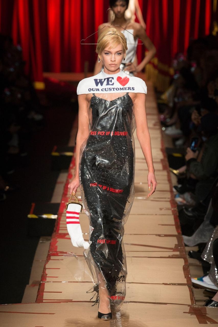 Nhung xu huong thoi trang kho hieu trong nam 2017 anh 2