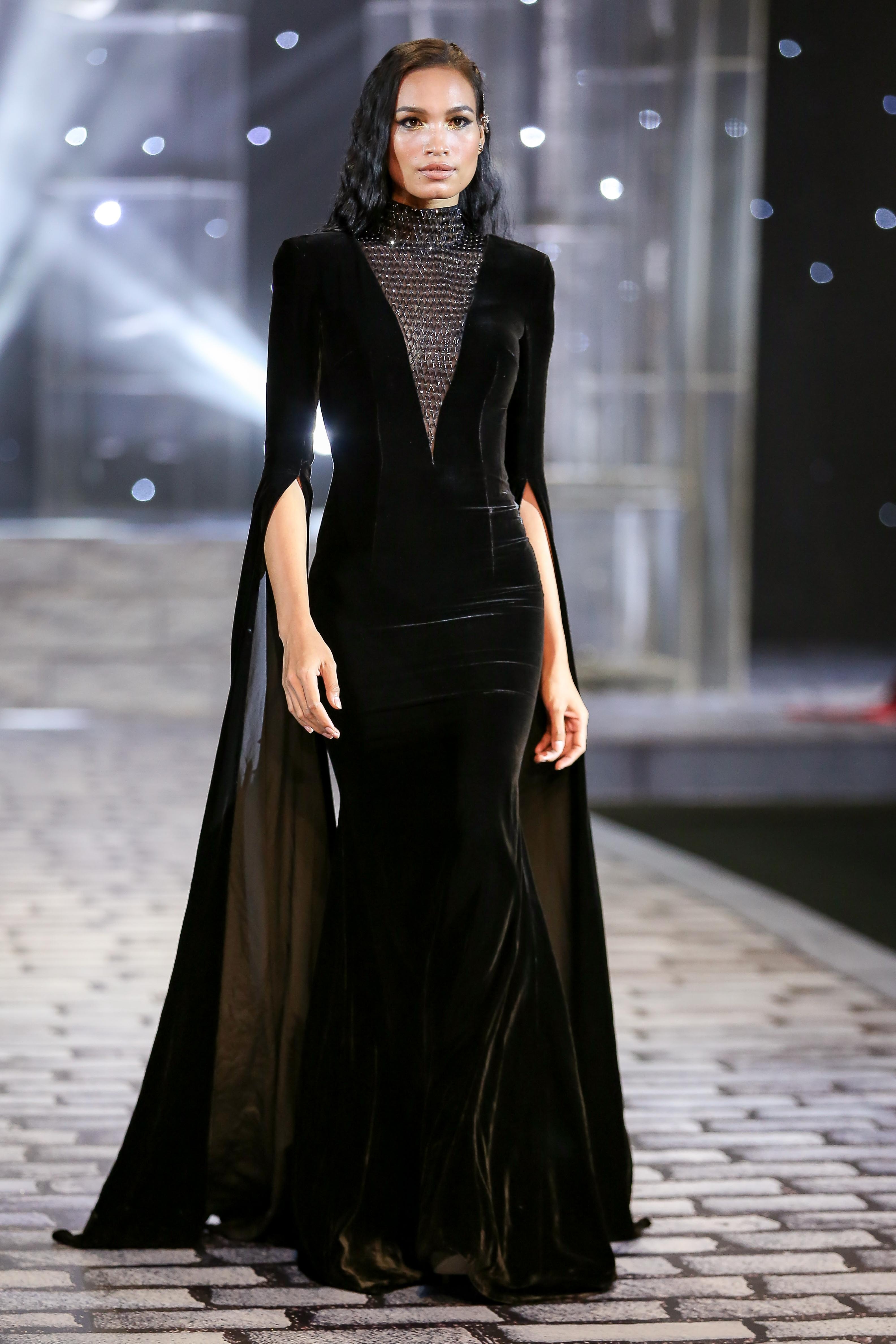 Chung Thanh Phong lấy cảm hứng trang phục từ thương hiệu Dior ảnh 23 Chung Thanh Phong lay cam hung trang phuc tu thuong hieu Dior anh 23
