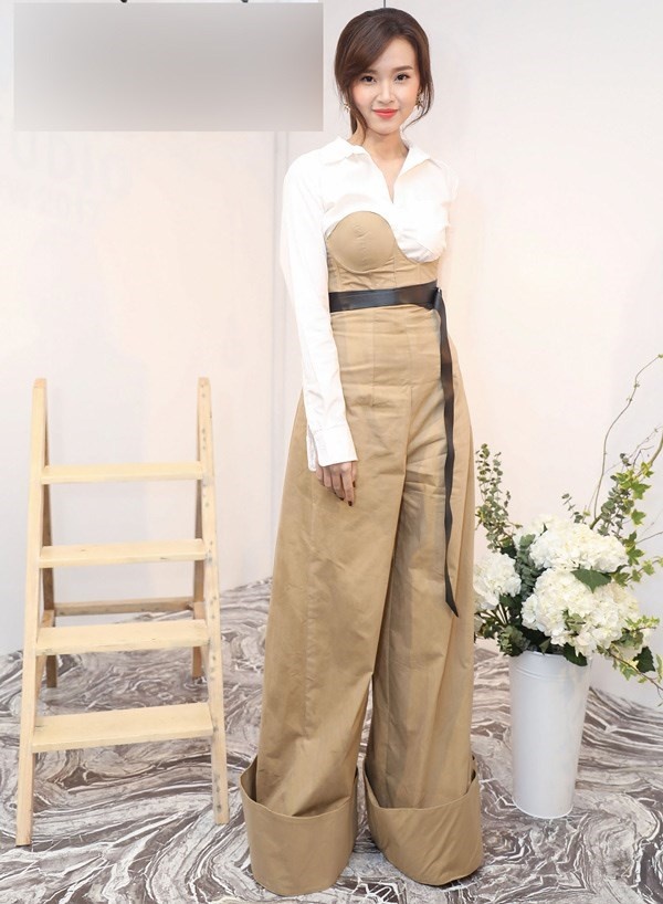 Nhung bo canh tham hoa cua sao Viet nam 2017 anh 9