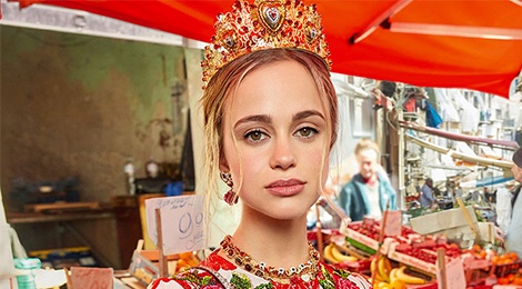 Amelia Windsor xuat hien trong chien dich thoi trang hinh anh