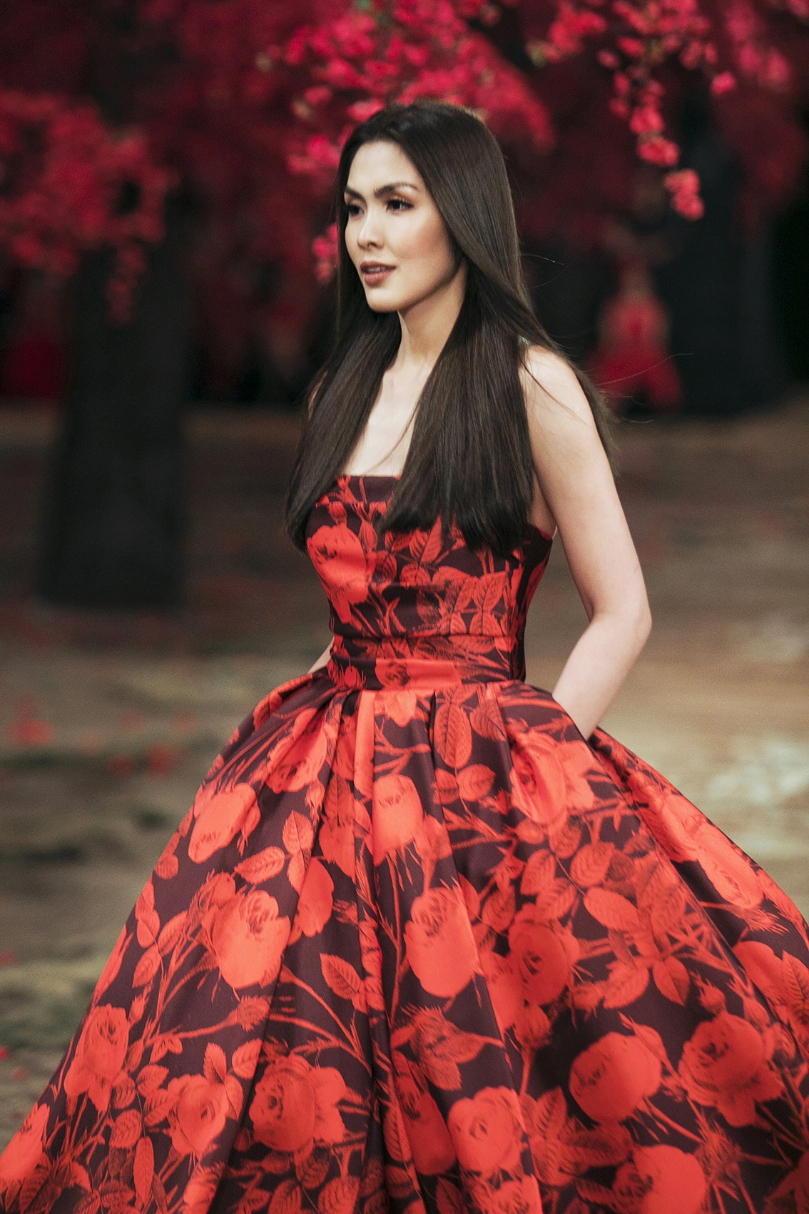 Ha Tang dien show do manh cuong anh 5