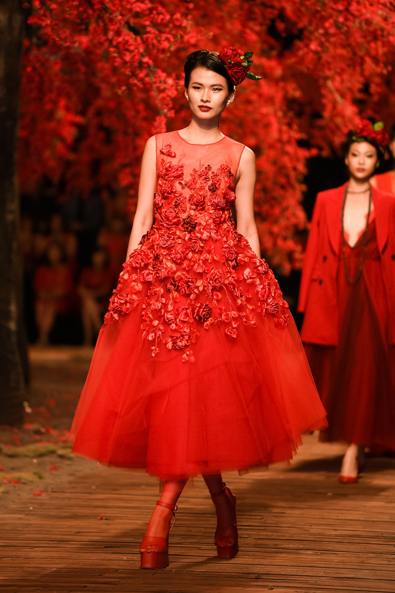 Sac do bao phu trong show dien Do Manh Cuong anh 5