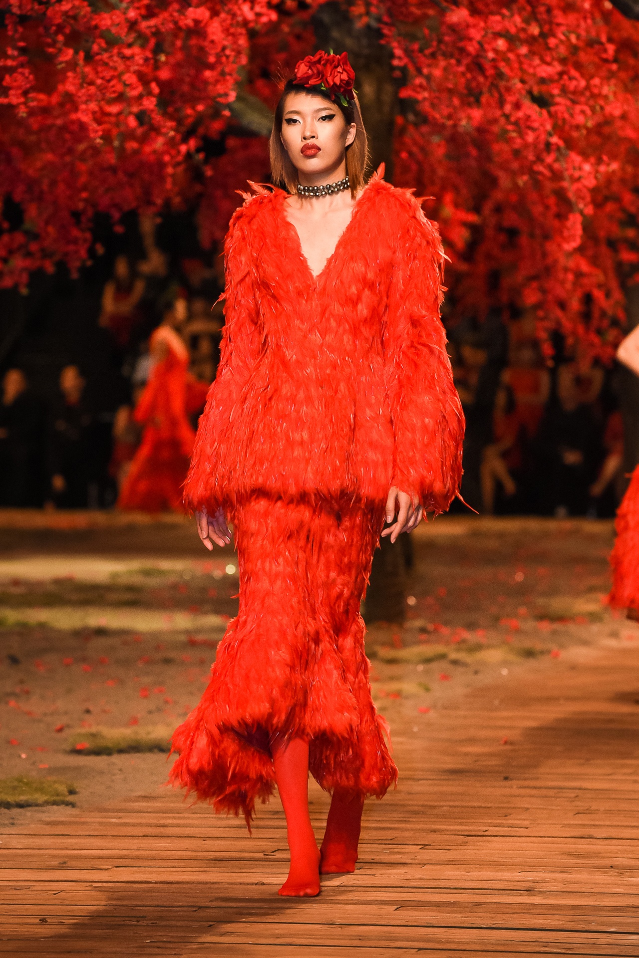 Sac do bao phu trong show dien Do Manh Cuong anh 12