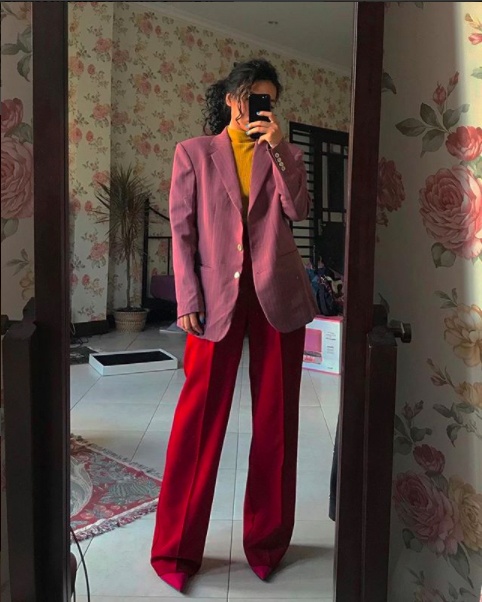 Xu huong sac vang ket hop cung do trong nam 2018 anh 10