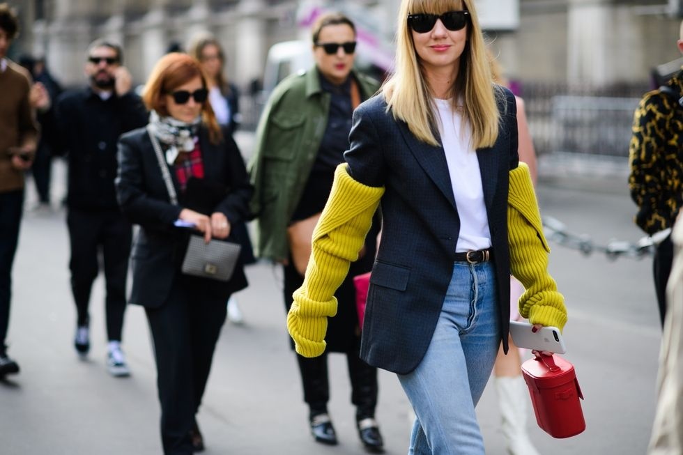 Xu huong sac vang ket hop cung do trong nam 2018 anh 6