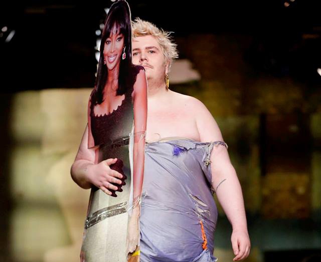 Nhung trang phuc ky quai tai tuan le thoi trang nam thu dong 2018 hinh anh