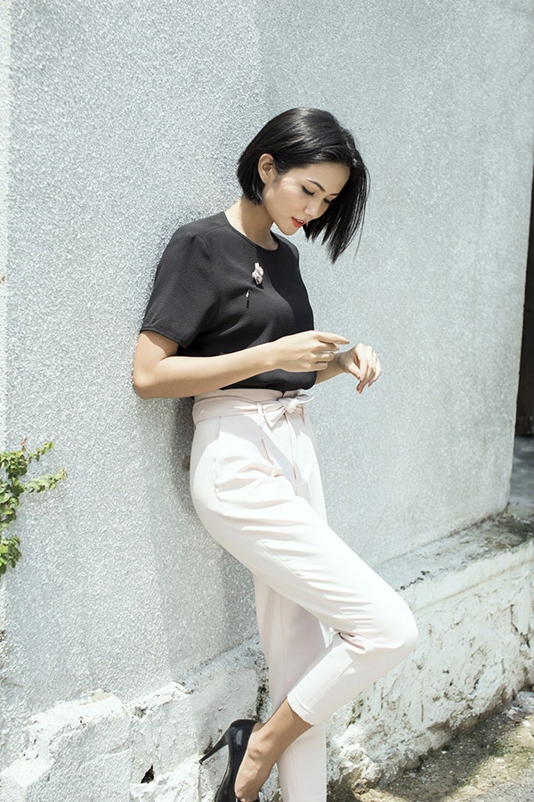 Phong cach thoi trang cua Tan Hoa hau Hoan vu 2017 anh 3