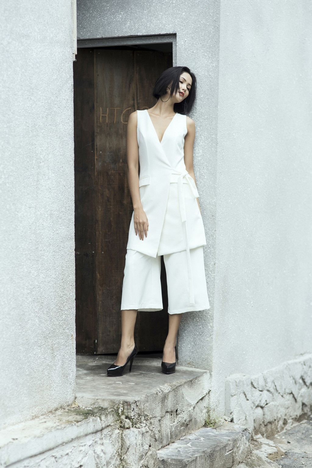 Phong cach thoi trang cua Tan Hoa hau Hoan vu 2017 anh 6