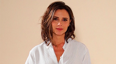 Victoria Beckham bi chi trich vi su dung nguoi mau sieu gay hinh anh