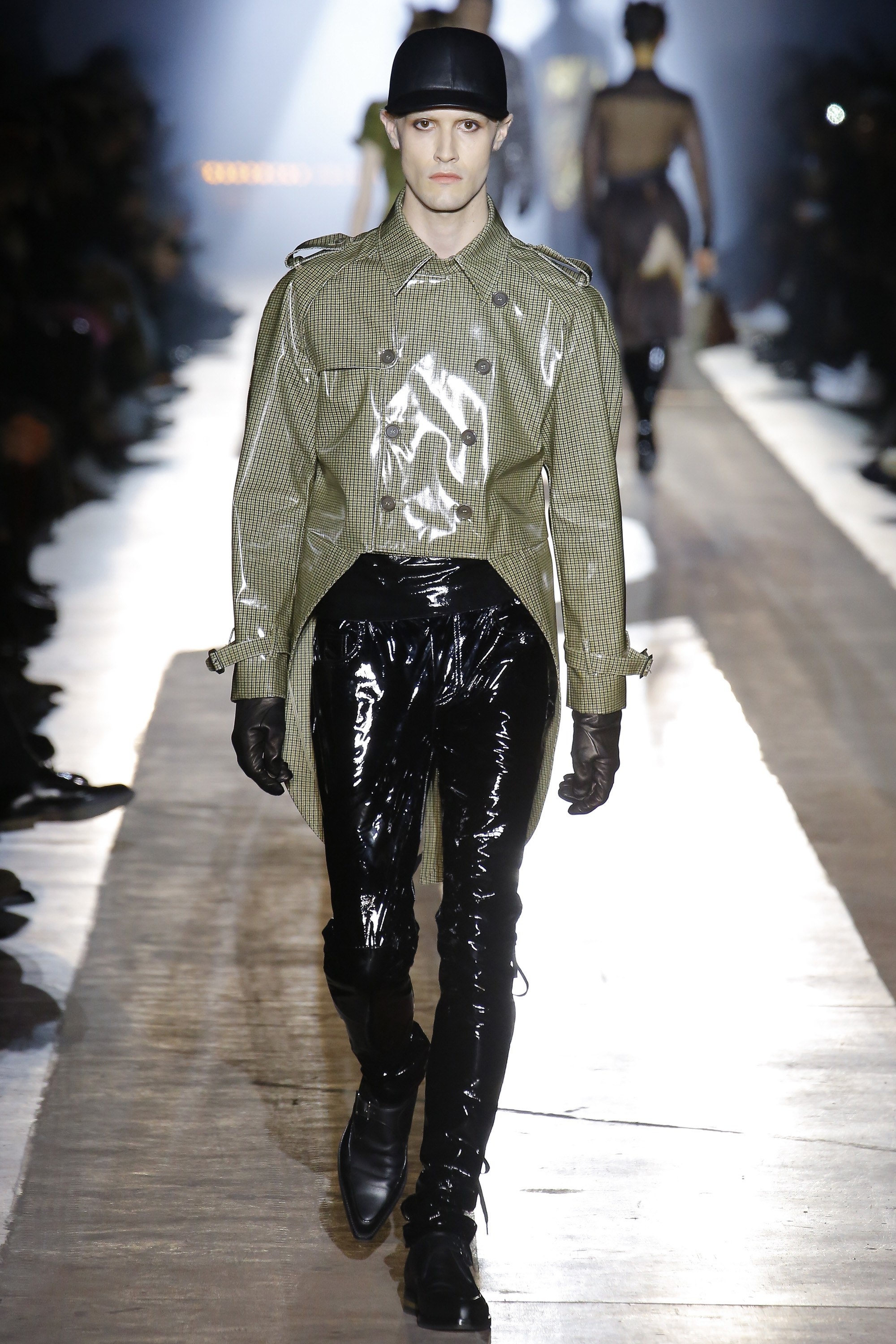 Bộ sưu tập 2018 moschino ảnh 9 Bo suu tap 2018 moschino anh 9