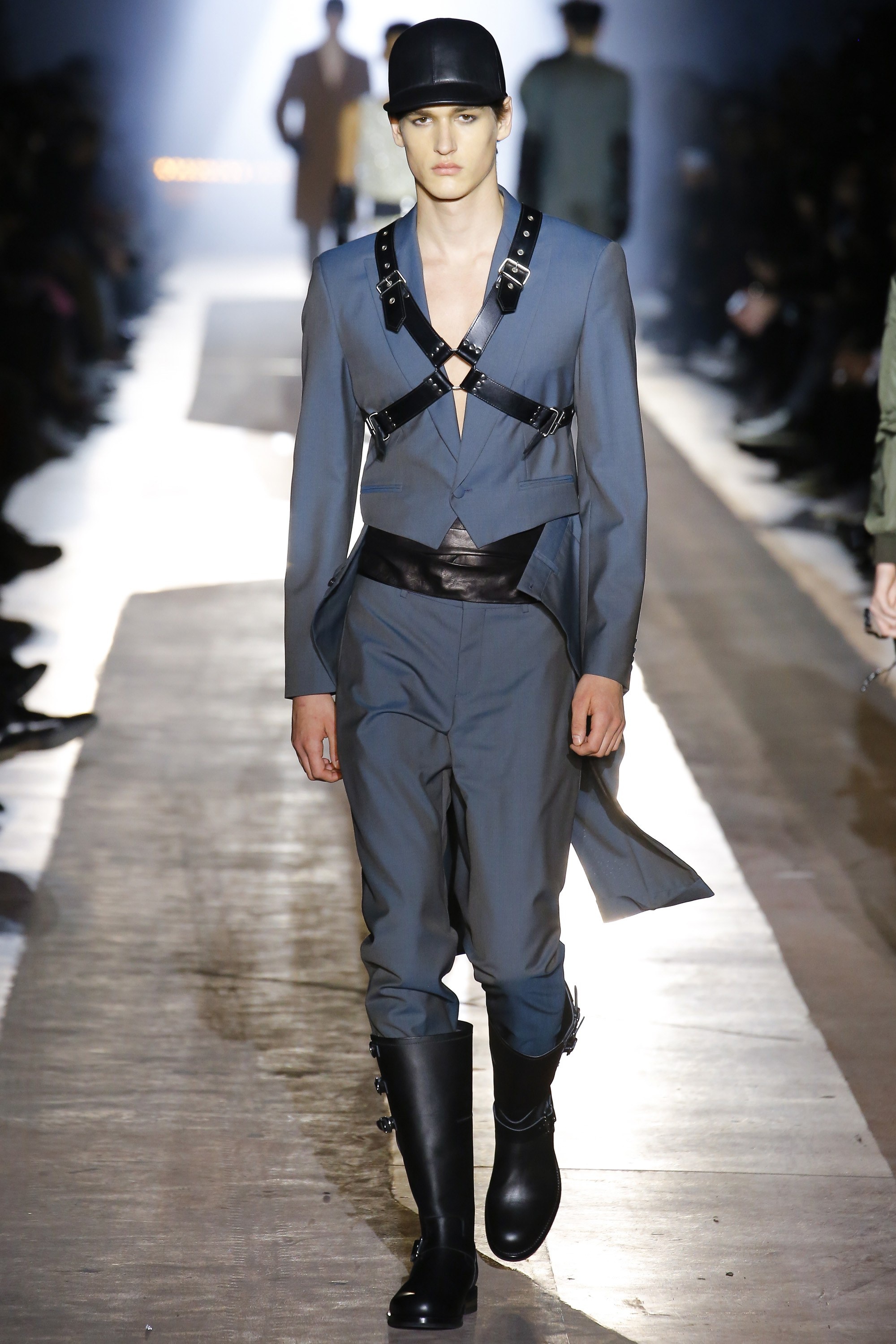 Bộ sưu tập 2018 moschino ảnh 12 Bo suu tap 2018 moschino anh 12