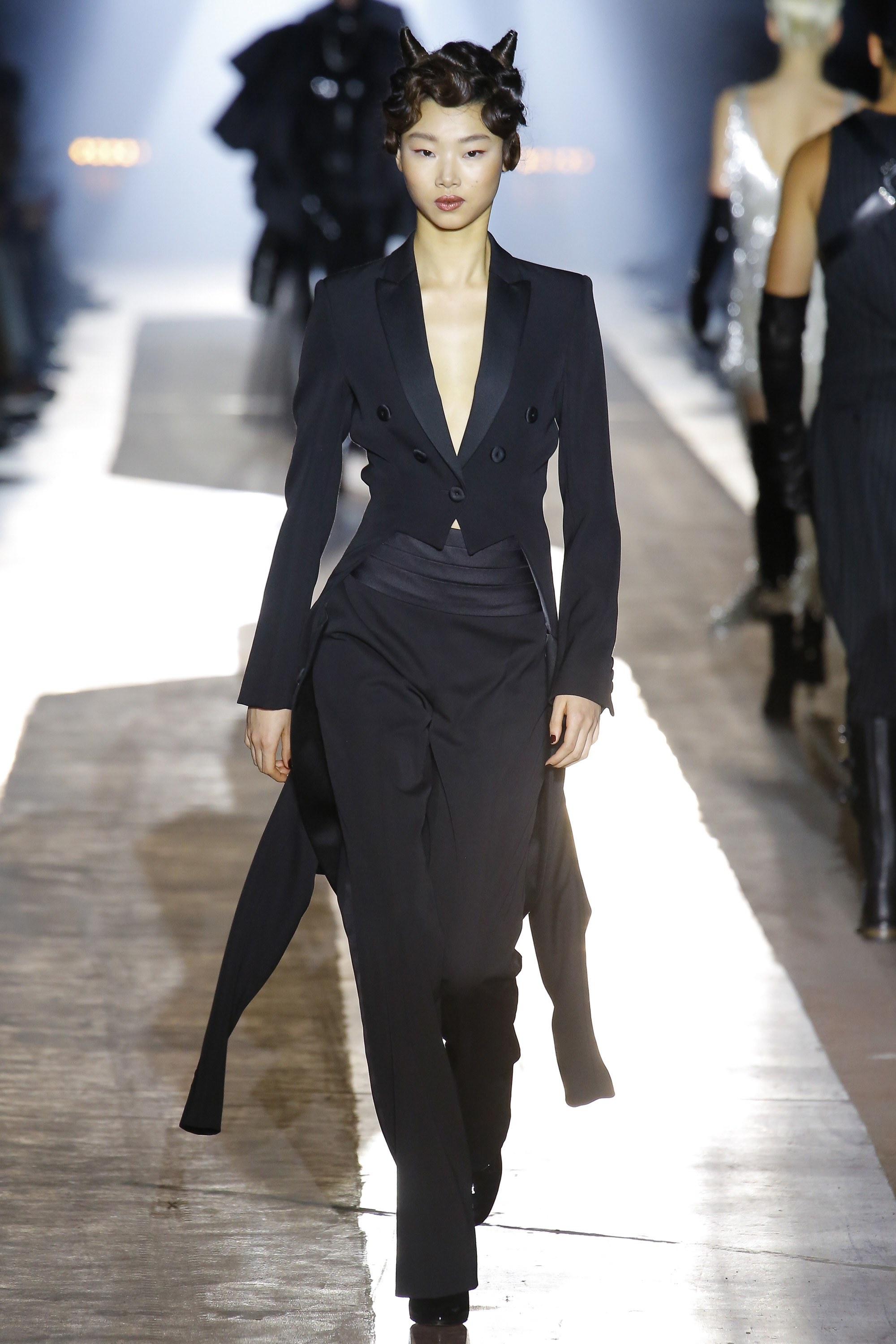 Bộ sưu tập 2018 moschino ảnh 14 Bo suu tap 2018 moschino anh 14