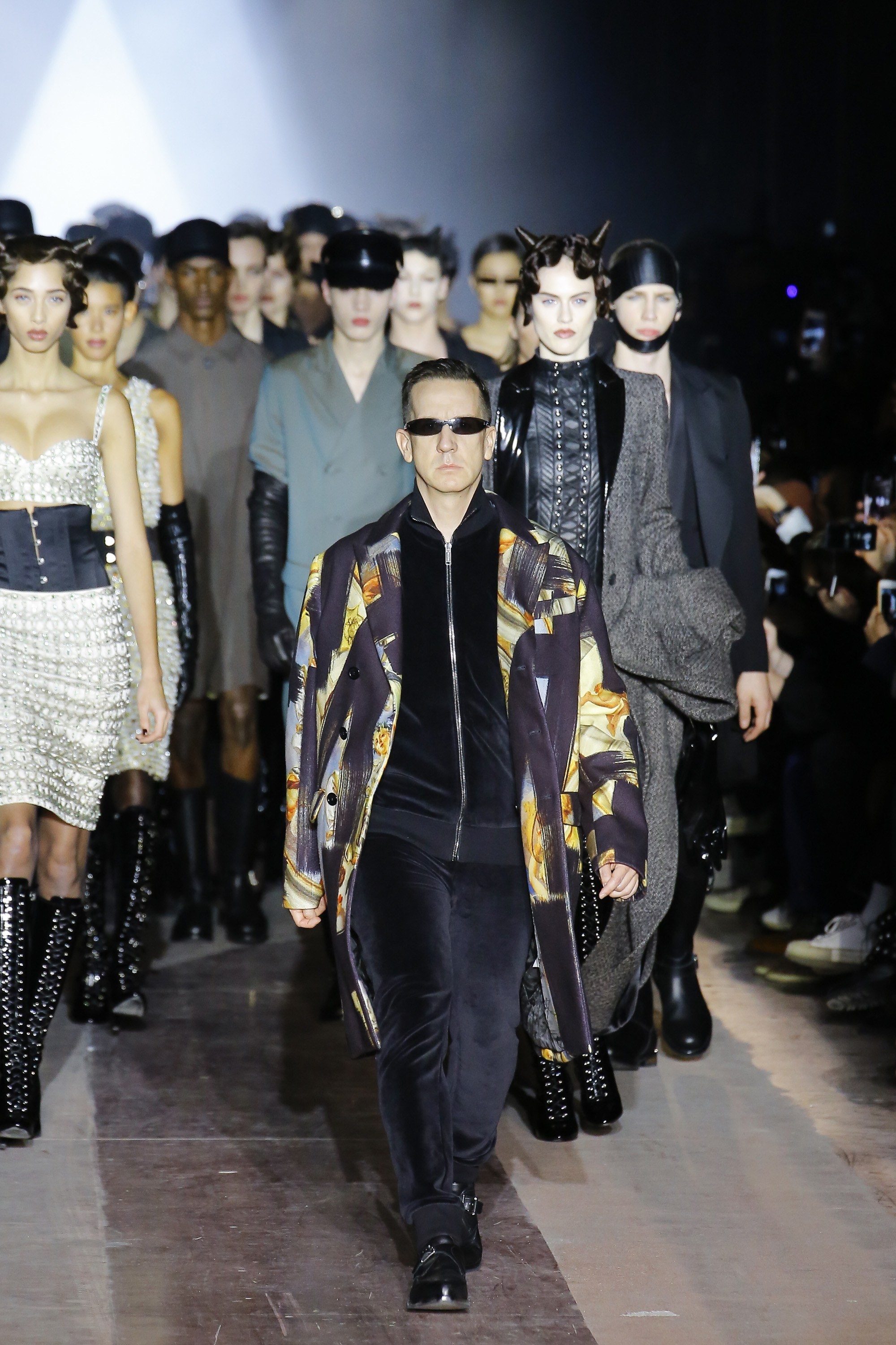 Bộ sưu tập 2018 moschino ảnh 15 Bo suu tap 2018 moschino anh 15