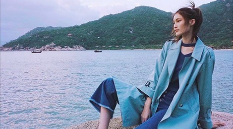 Nguoi mau Victoria's Secret khoe anh chup tai Nha Trang hinh anh