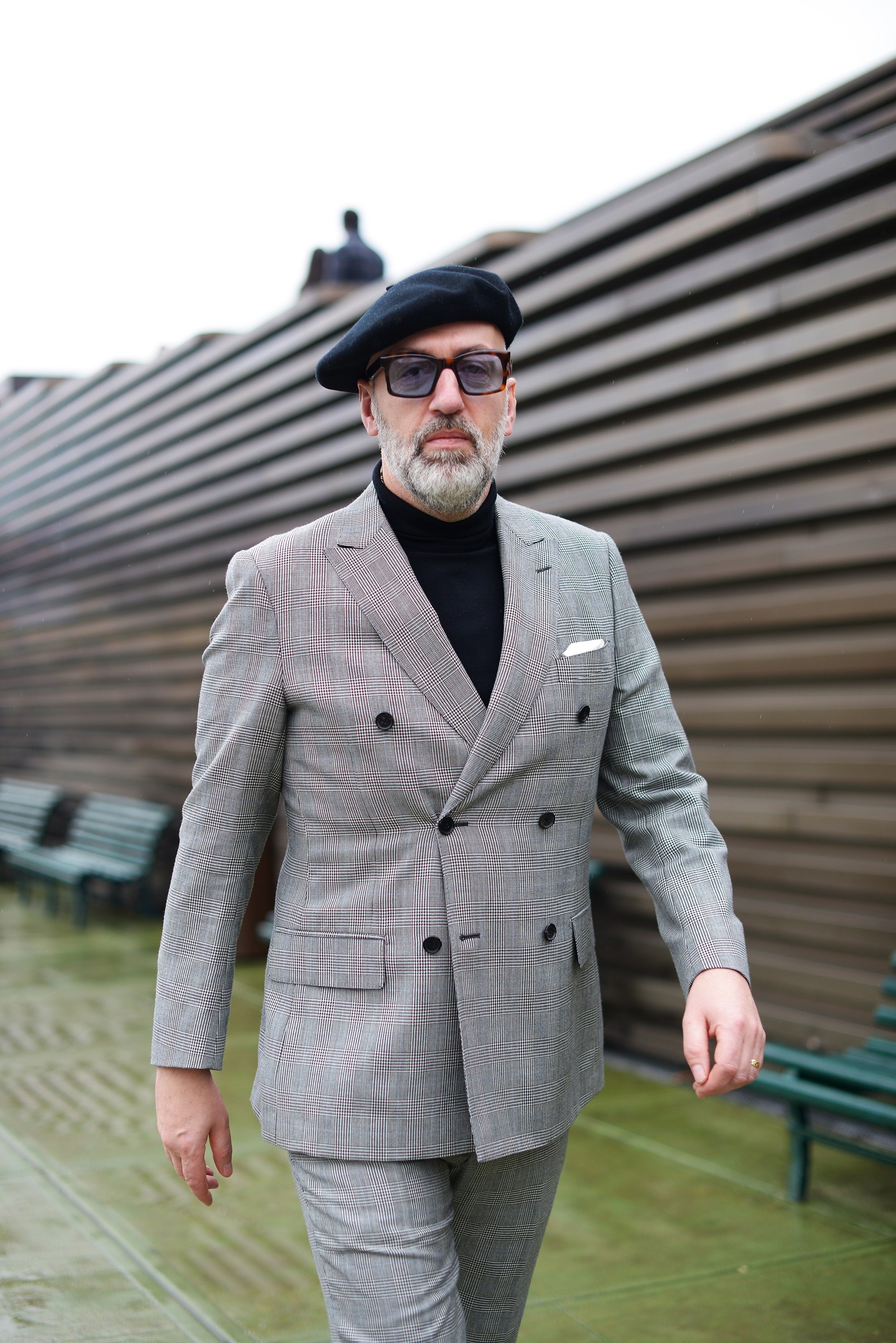 Cac cu ong the gioi dien trang phuc sanh dieu anh 5