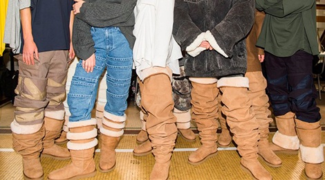 Giay boots nep gap gay sot tai tuan le thoi trang thu dong 2018 hinh anh