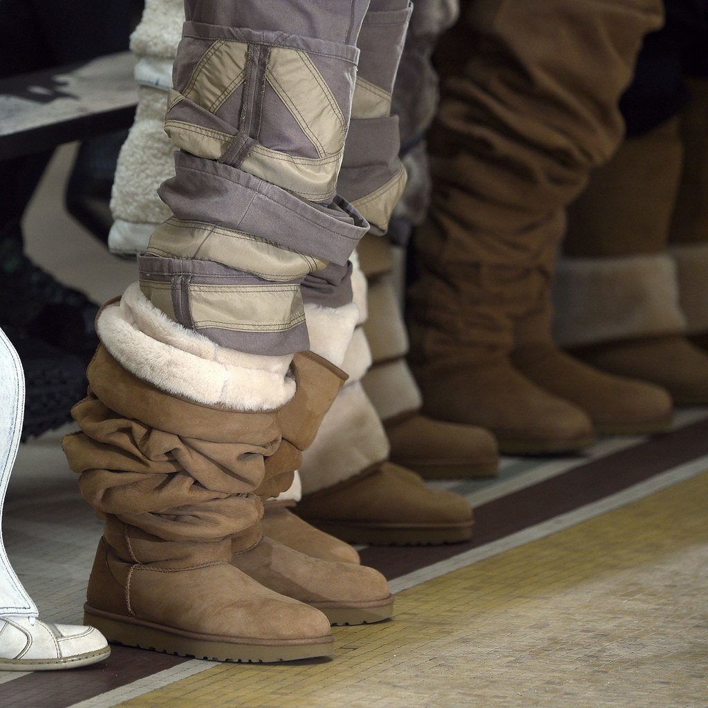 Giày boots gây sốt tại tuần lễ thời trang thu đông 2017 ảnh 1 Giay boots gay sot tai tuan le thoi trang thu dong 2017 anh 1