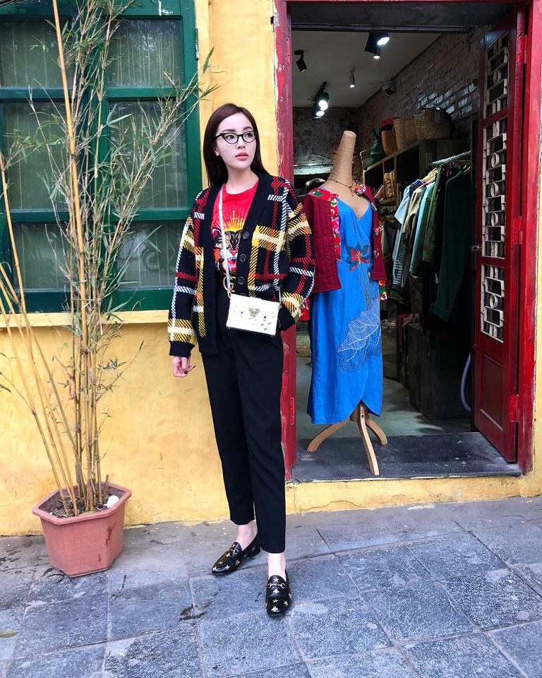 Sao Việt biến hoá với nhiều phong cách khác nhau ảnh 5 Sao Viet bien hoa voi nhieu phong cach khac nhau anh 5