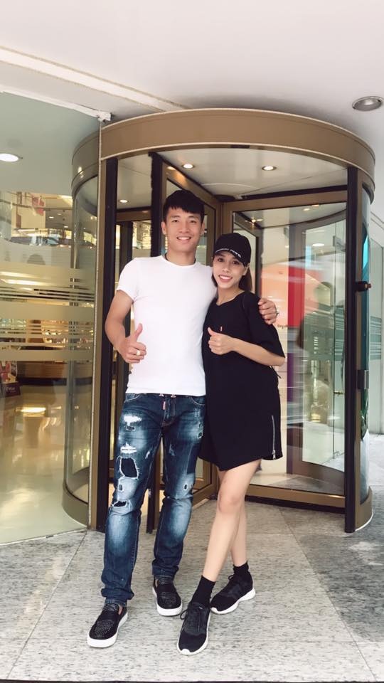 Phong cach thoi trang cua dan cau thu U23 Viet Nam anh 5