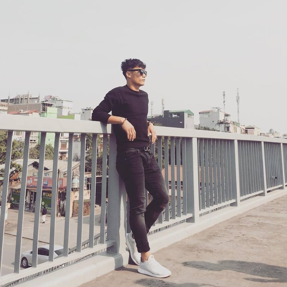 Phong cach thoi trang cua dan cau thu U23 Viet Nam anh 1